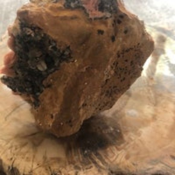 Large Barite with Cerussite Crystals. - Picture 6 of 7